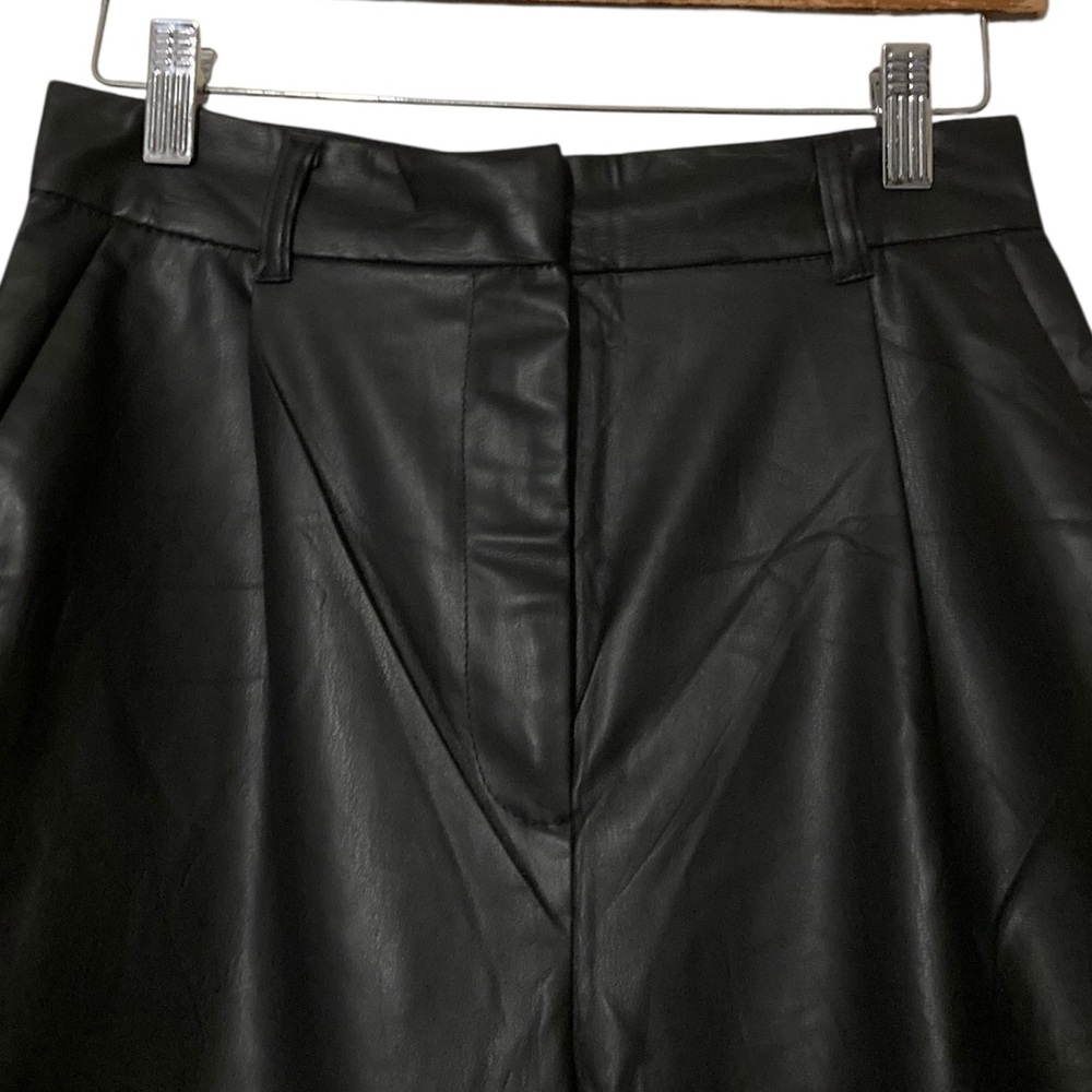 H&M Faux Leather Culottes NEW - Picture 4 of 7